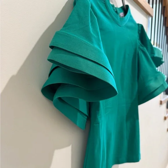 Green Designer Puff Sleeve Top - Picture 2 of 10